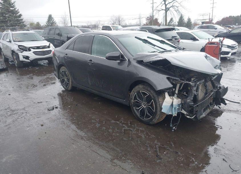 2012 Toyota Camry SE (VIN 4T1BF1FK8CU027297) main photo