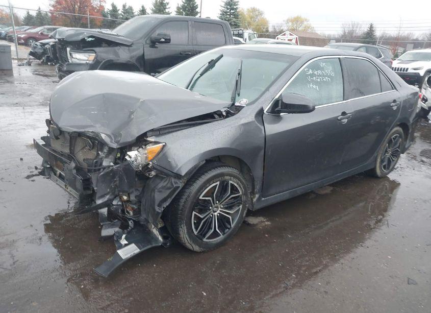 Photo 2 of 2012 Toyota Camry SE (VIN 4T1BF1FK8CU027297)