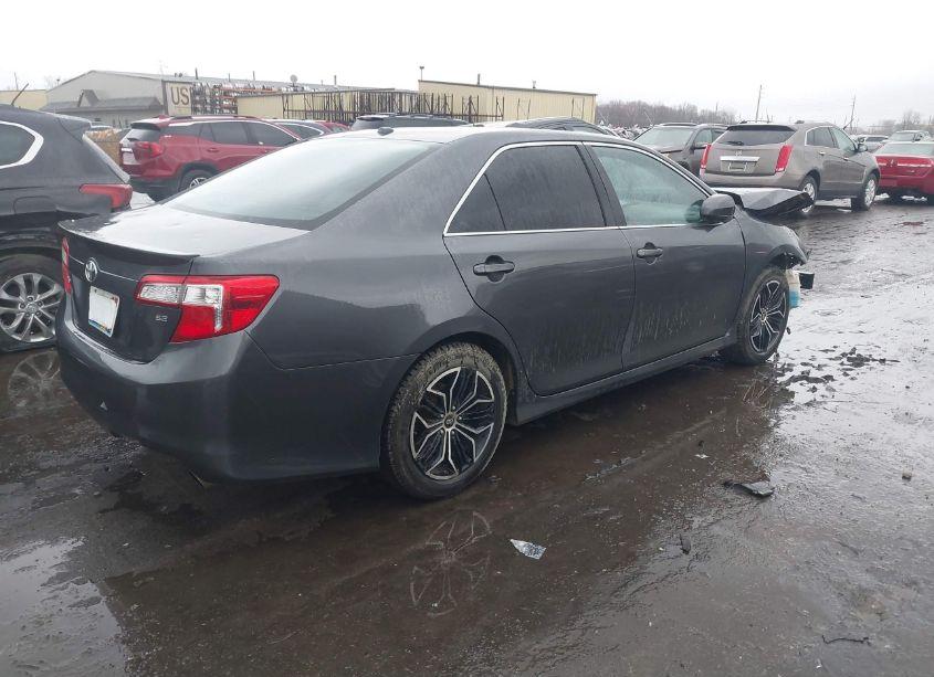 Photo 4 of 2012 Toyota Camry SE (VIN 4T1BF1FK8CU027297)