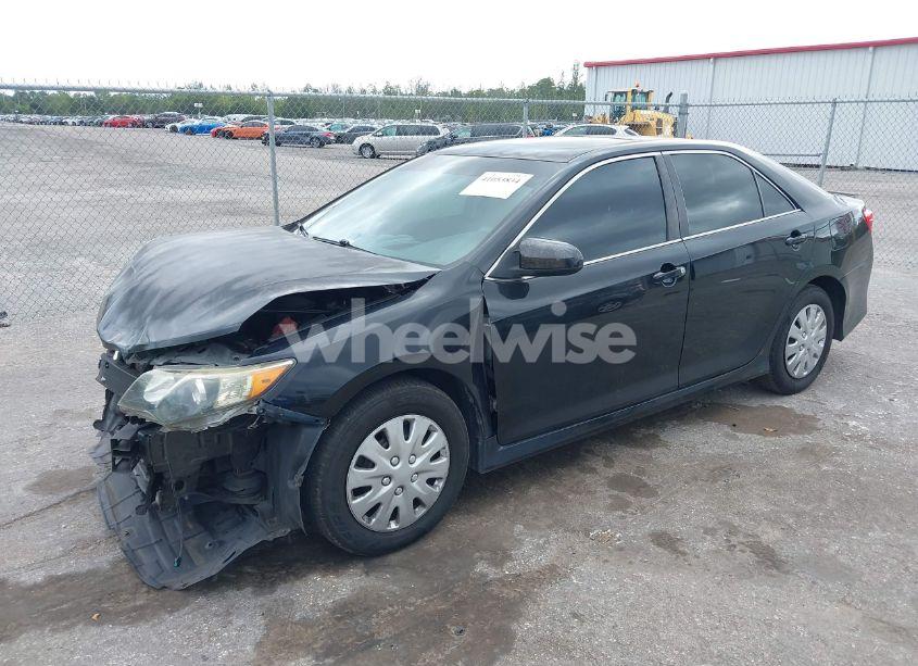 Photo 2 of 2012 Toyota Camry SE (VIN 4T1BF1FK8CU041233)