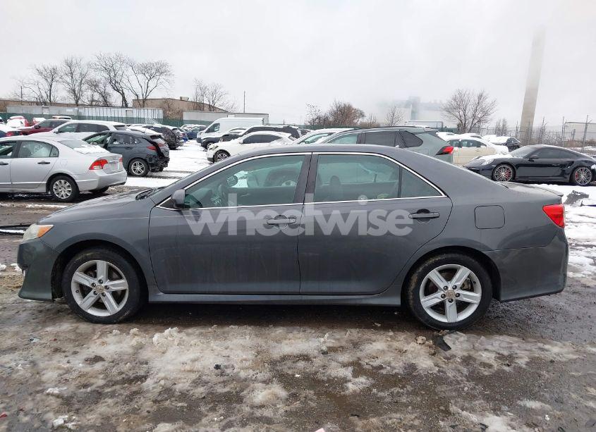 Photo 14 of 2012 Toyota Camry SE (VIN 4T1BF1FK8CU067119)