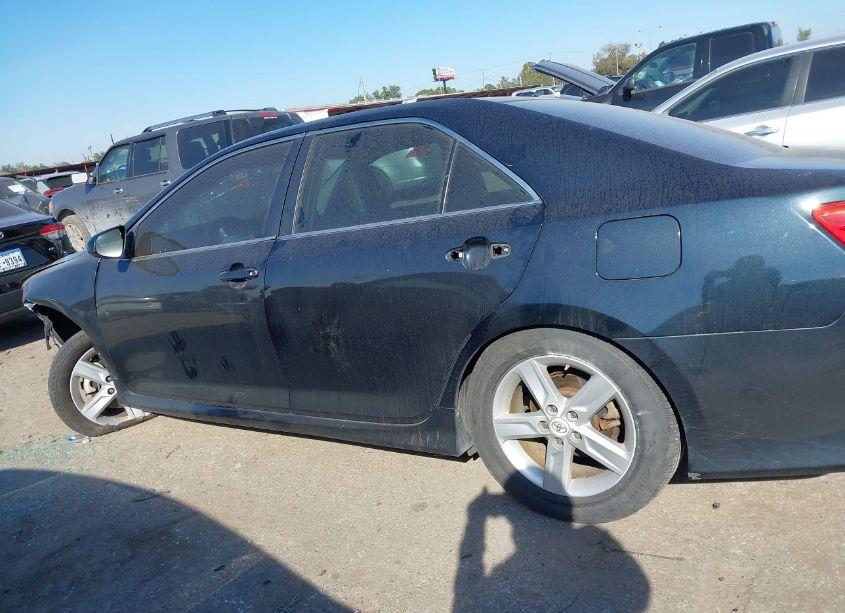 Photo 13 of 2012 Toyota Camry SE (VIN 4T1BF1FK8CU076547)