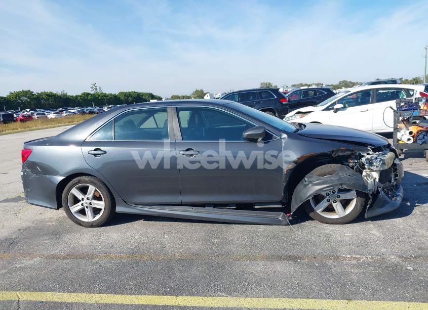 Photo 13 of 2012 Toyota Camry SE (VIN 4T1BF1FK8CU079254)