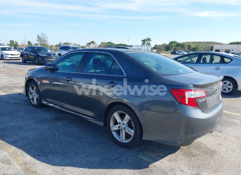 Photo 3 of 2012 Toyota Camry SE (VIN 4T1BF1FK8CU079254)