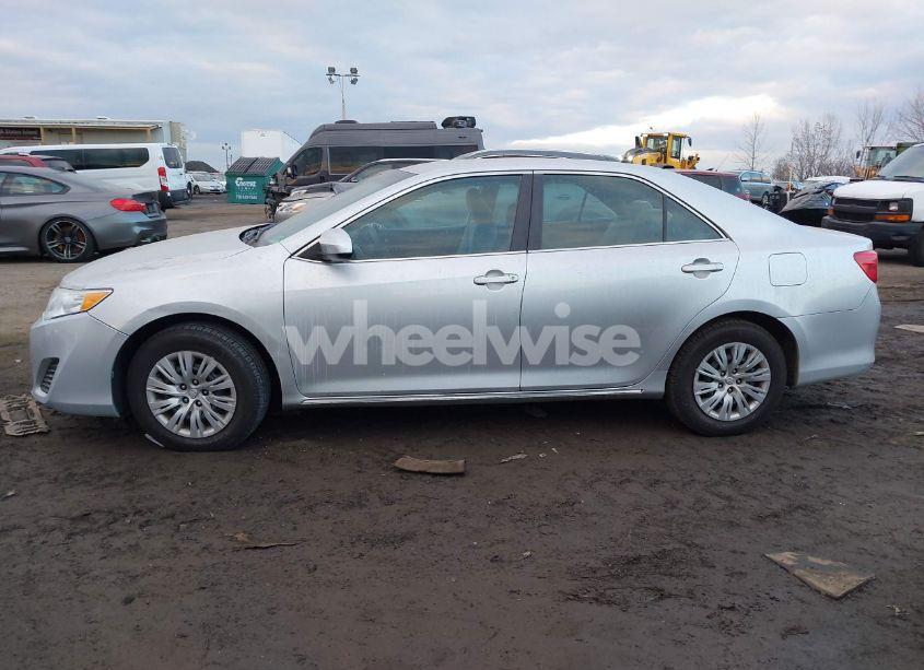 Photo 15 of 2012 Toyota Camry LE (VIN 4T1BF1FK8CU091470)