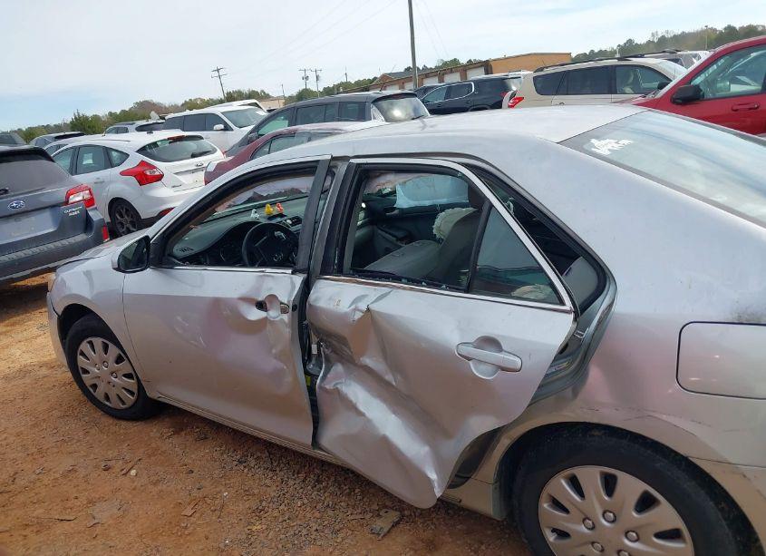 Photo 15 of 2012 Toyota Camry LE (VIN 4T1BF1FK8CU094904)