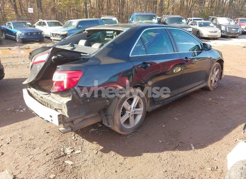 Photo 4 of 2012 Toyota Camry SE (VIN 4T1BF1FK8CU097026)