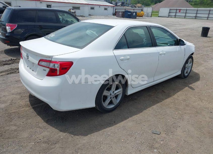 Photo 4 of 2012 Toyota Camry SE (VIN 4T1BF1FK8CU106713)