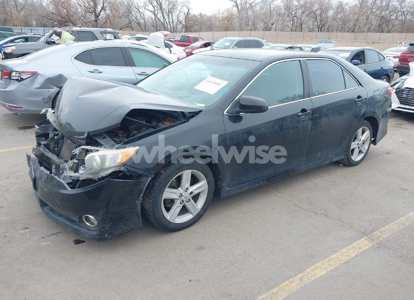 Photo 2 of 2012 Toyota Camry SE (VIN 4T1BF1FK8CU114505)