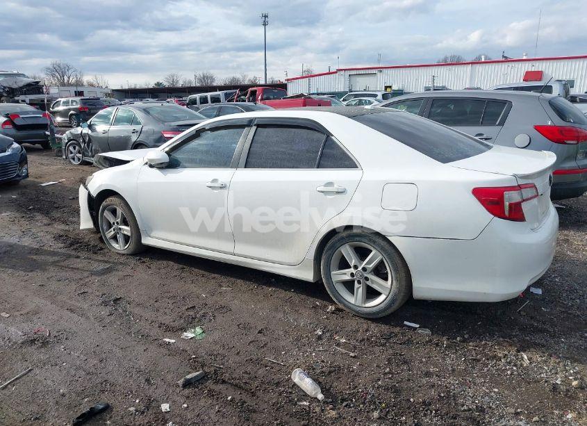 Photo 14 of 2012 Toyota Camry SE (VIN 4T1BF1FK8CU141851)