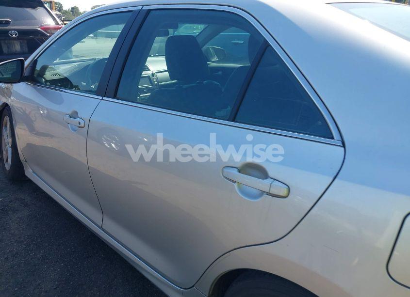 Photo 14 of 2012 Toyota Camry SE (VIN 4T1BF1FK8CU142966)