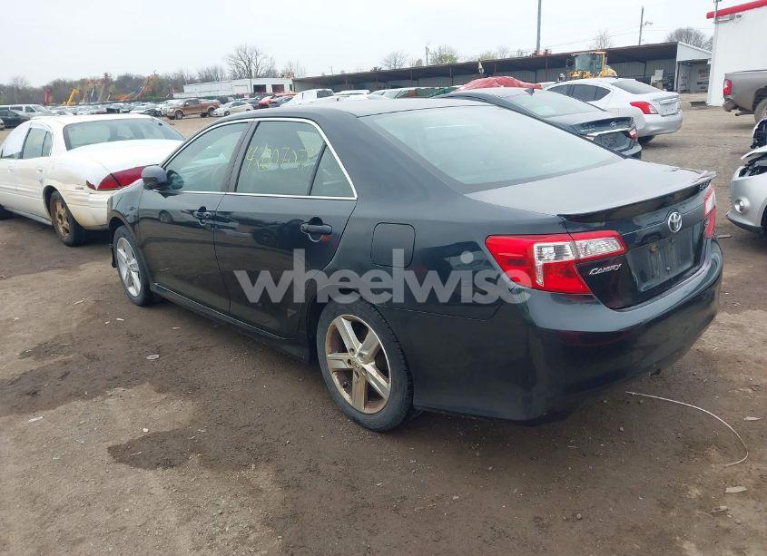 Photo 3 of 2012 Toyota Camry SE (VIN 4T1BF1FK8CU145821)