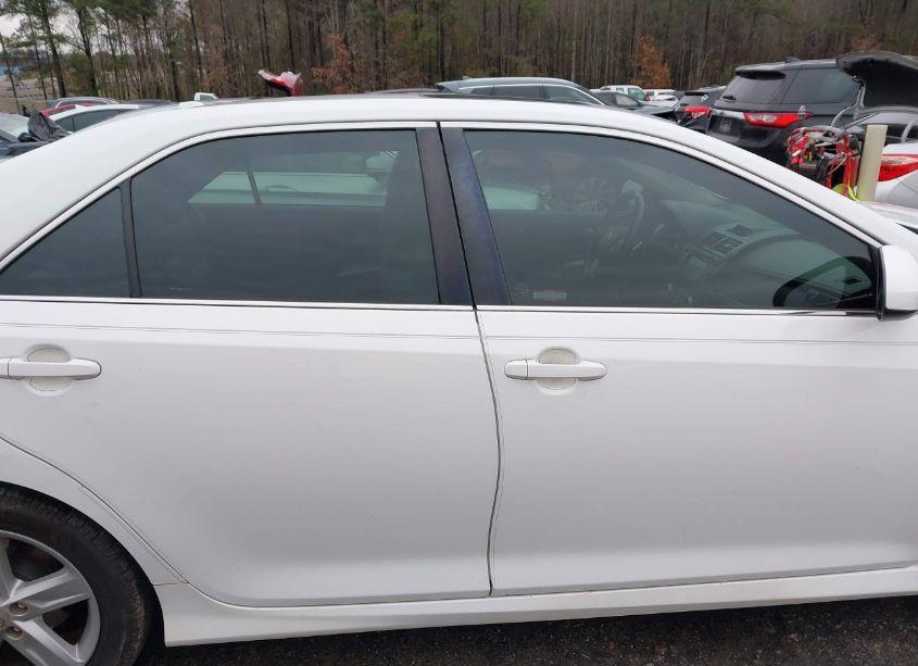 Photo 13 of 2012 Toyota Camry SE (VIN 4T1BF1FK8CU147357)