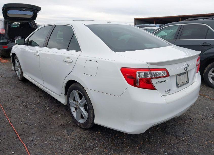 Photo 3 of 2012 Toyota Camry SE (VIN 4T1BF1FK8CU147357)