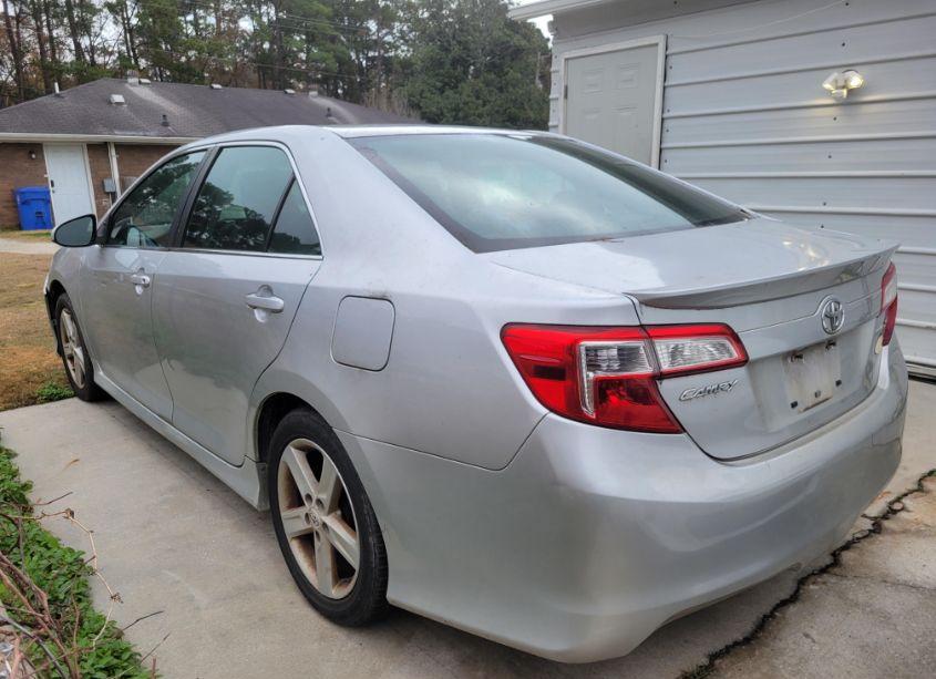 Photo 3 of 2012 Toyota Camry SE/LE/XLE (VIN 4T1BF1FK8CU166023)
