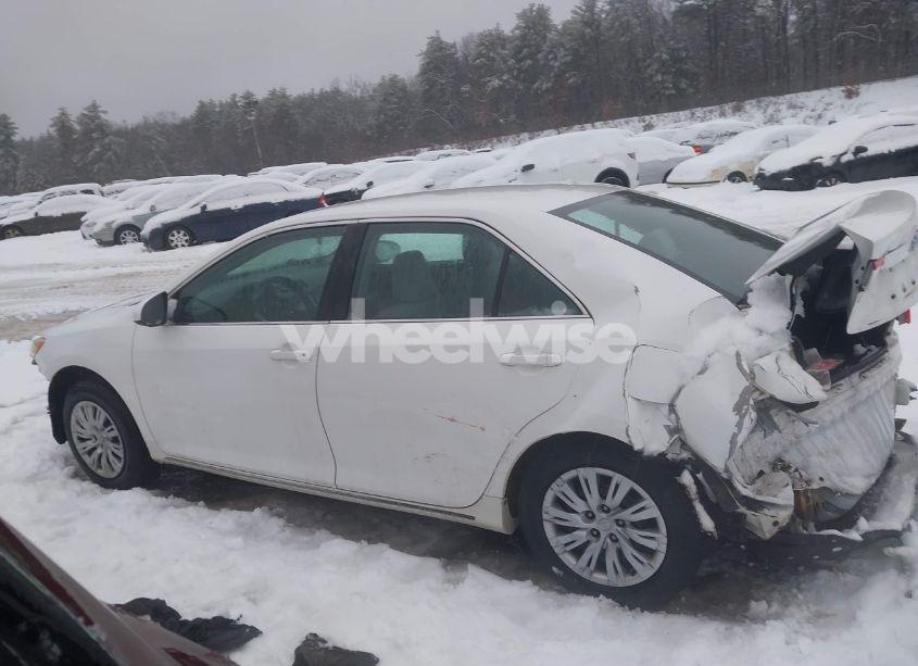 Photo 14 of 2012 Toyota Camry LE (VIN 4T1BF1FK8CU171402)