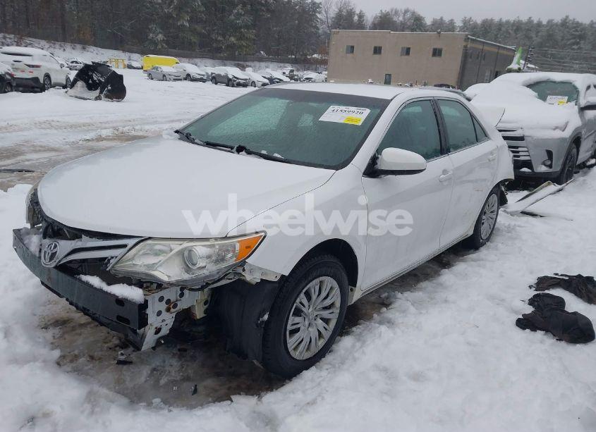 Photo 2 of 2012 Toyota Camry LE (VIN 4T1BF1FK8CU171402)