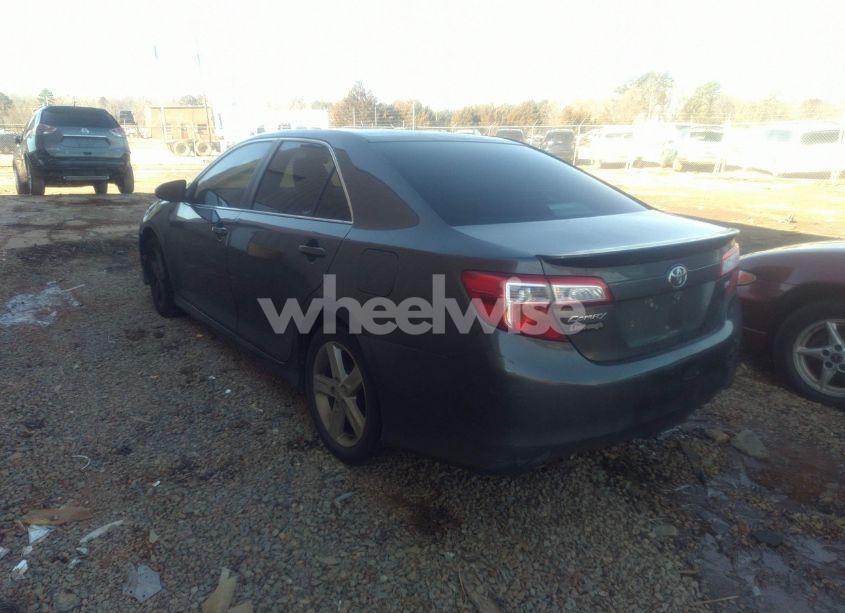 Photo 3 of 2012 Toyota Camry SE (VIN 4T1BF1FK8CU174199)