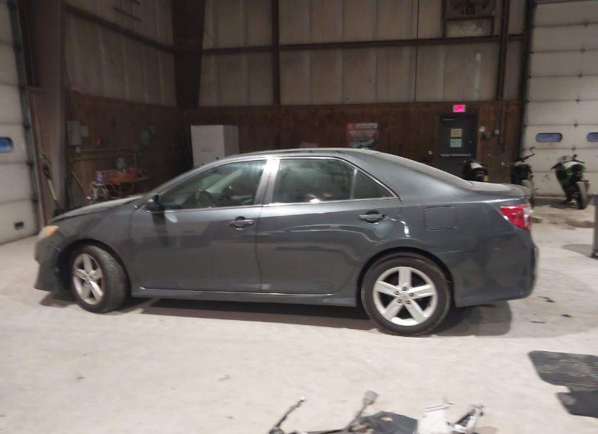 Photo 15 of 2012 Toyota Camry SE (VIN 4T1BF1FK8CU502737)