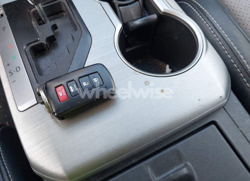 Photo 11 of 2012 Toyota Camry SE (VIN 4T1BF1FK8CU506884)