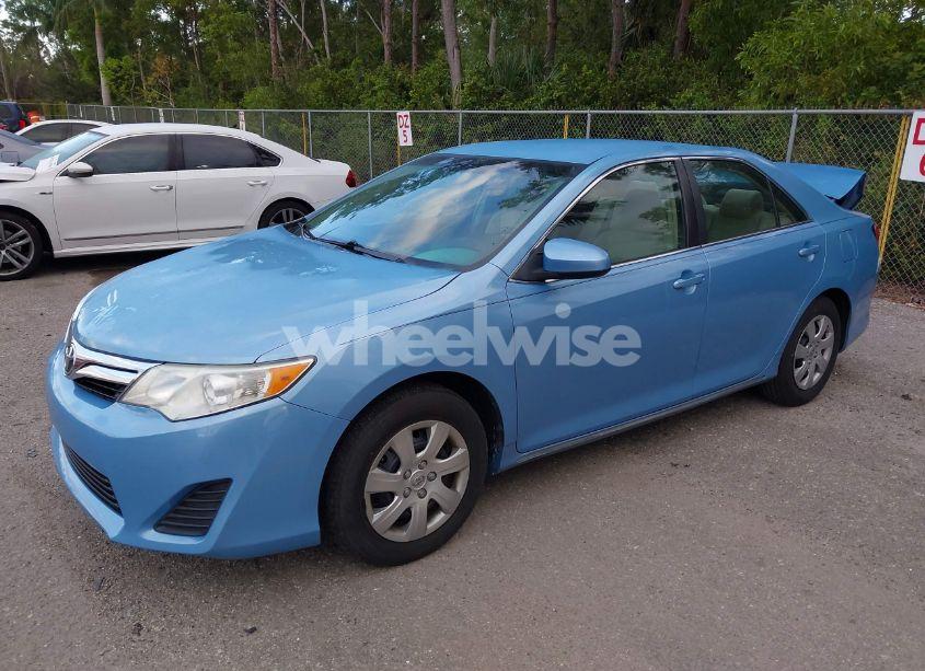 Photo 2 of 2012 Toyota Camry LE (VIN 4T1BF1FK8CU517092)