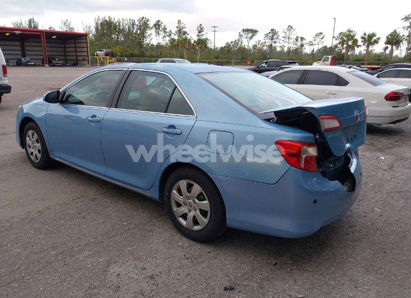 Photo 3 of 2012 Toyota Camry LE (VIN 4T1BF1FK8CU517092)