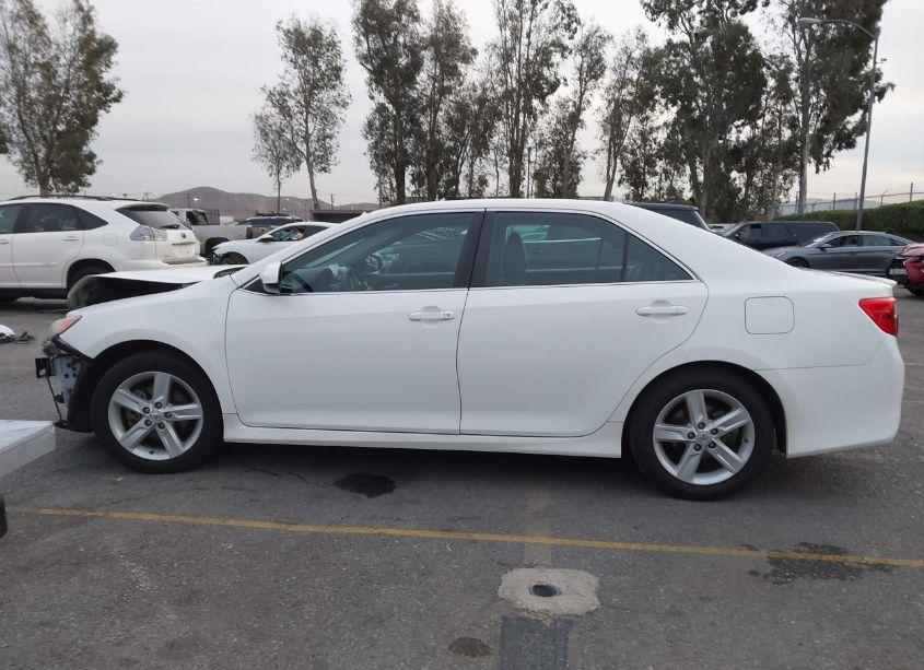 Photo 15 of 2012 Toyota Camry SE (VIN 4T1BF1FK8CU533275)