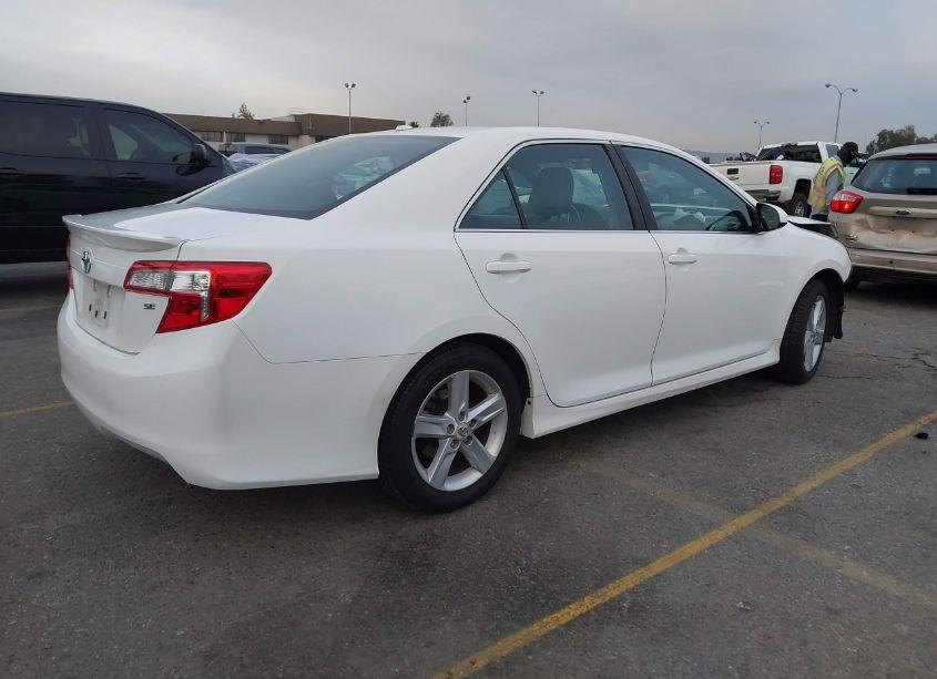 Photo 4 of 2012 Toyota Camry SE (VIN 4T1BF1FK8CU533275)