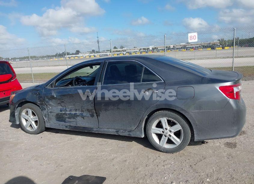 Photo 14 of 2012 Toyota Camry SE (VIN 4T1BF1FK8CU534667)