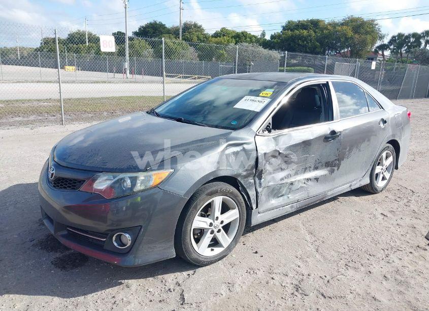 Photo 2 of 2012 Toyota Camry SE (VIN 4T1BF1FK8CU534667)