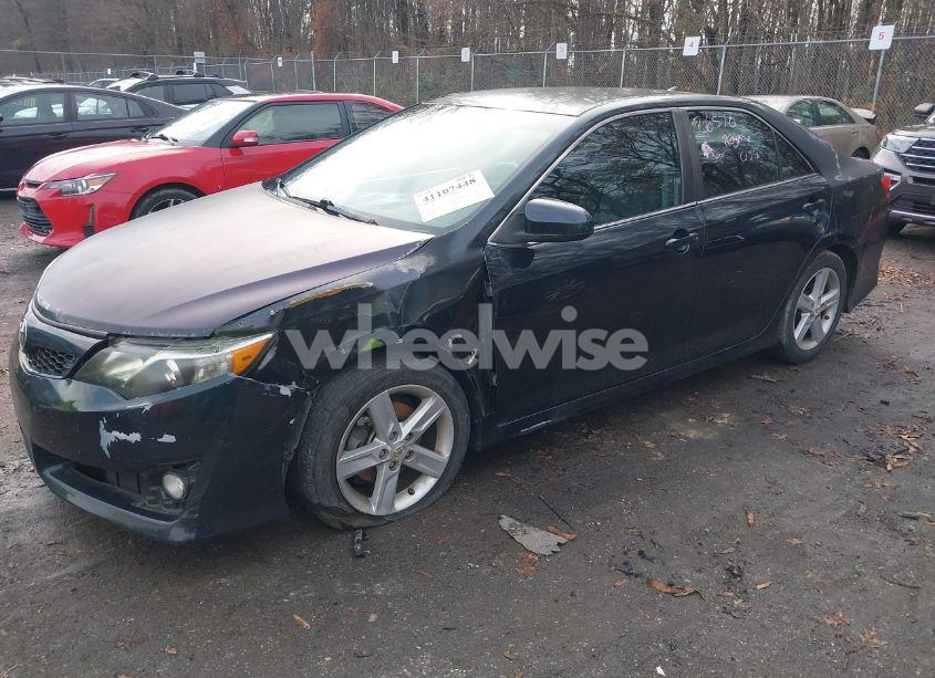 Photo 2 of 2012 Toyota Camry SE (VIN 4T1BF1FK8CU536130)