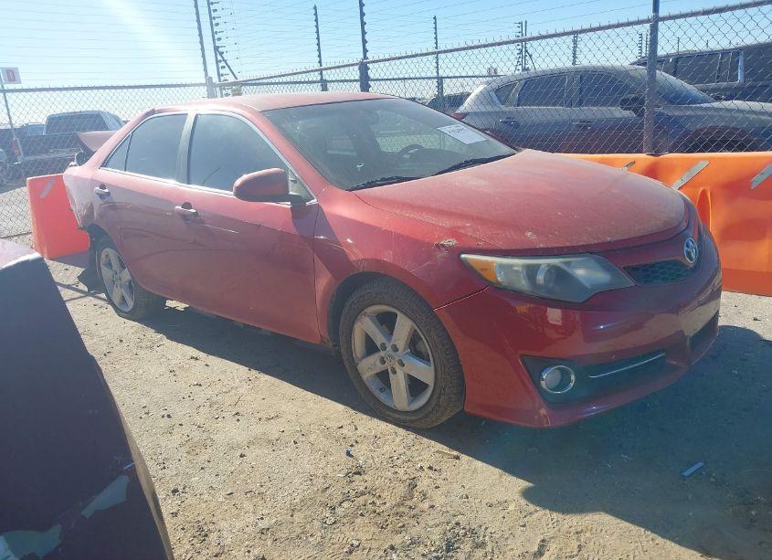 2012 Toyota Camry SE (VIN 4T1BF1FK8CU543577) main photo