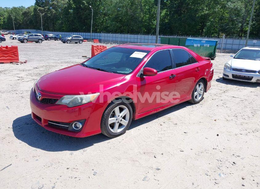 Photo 2 of 2012 Toyota Camry SE (VIN 4T1BF1FK8CU551968)