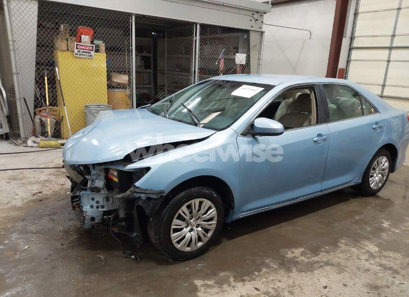 Photo 2 of 2012 Toyota Camry LE (VIN 4T1BF1FK8CU561545)