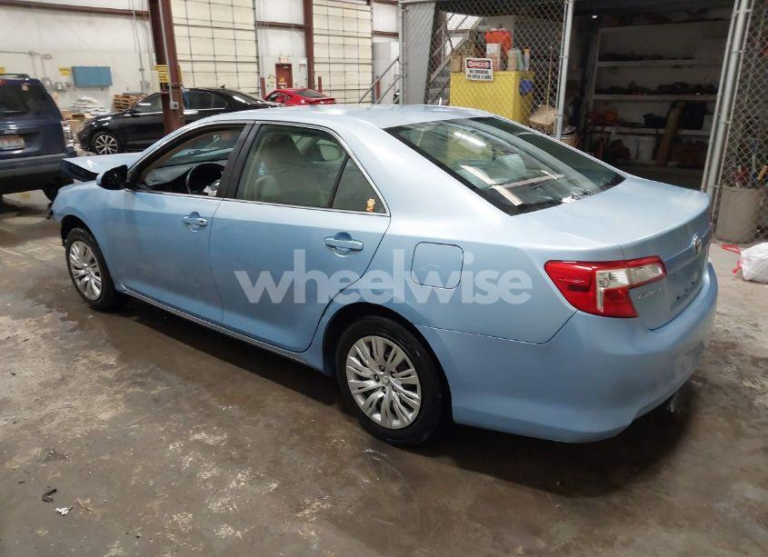 Photo 3 of 2012 Toyota Camry LE (VIN 4T1BF1FK8CU561545)