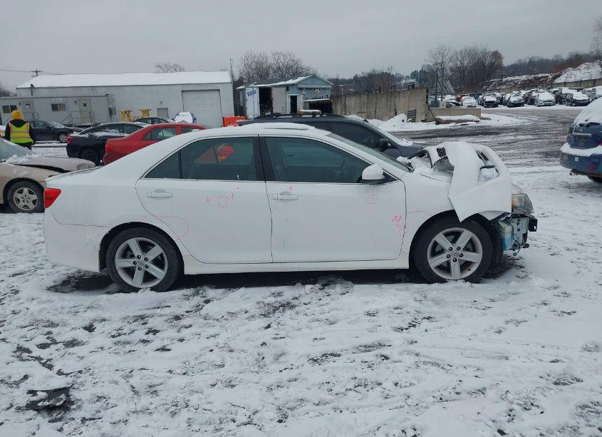 Photo 13 of 2012 Toyota Camry SE (VIN 4T1BF1FK8CU567121)