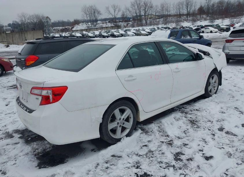 Photo 4 of 2012 Toyota Camry SE (VIN 4T1BF1FK8CU567121)