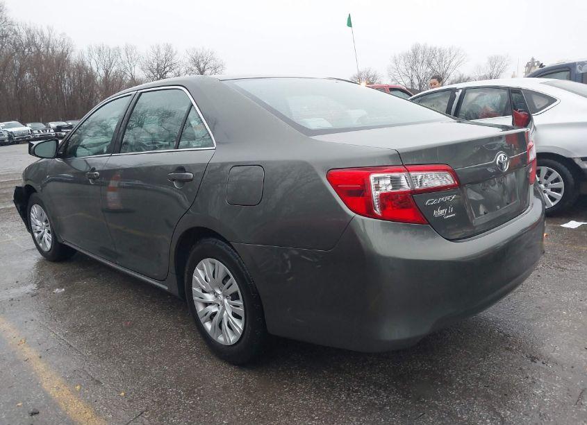 Photo 3 of 2012 Toyota Camry LE (VIN 4T1BF1FK8CU568009)