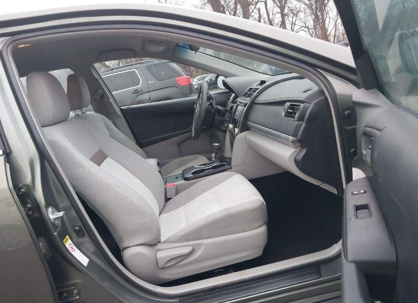 Photo 5 of 2012 Toyota Camry LE (VIN 4T1BF1FK8CU568009)