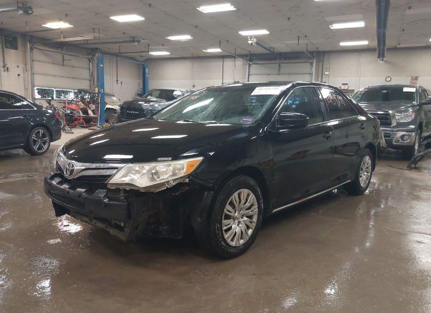 Photo 2 of 2012 Toyota Camry LE (VIN 4T1BF1FK8CU588888)