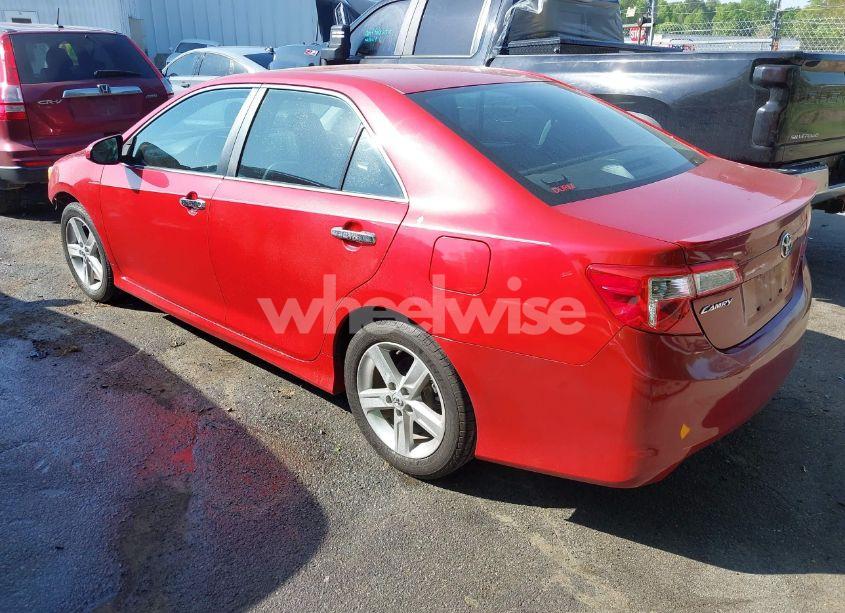 Photo 3 of 2012 Toyota Camry SE (VIN 4T1BF1FK8CU607519)
