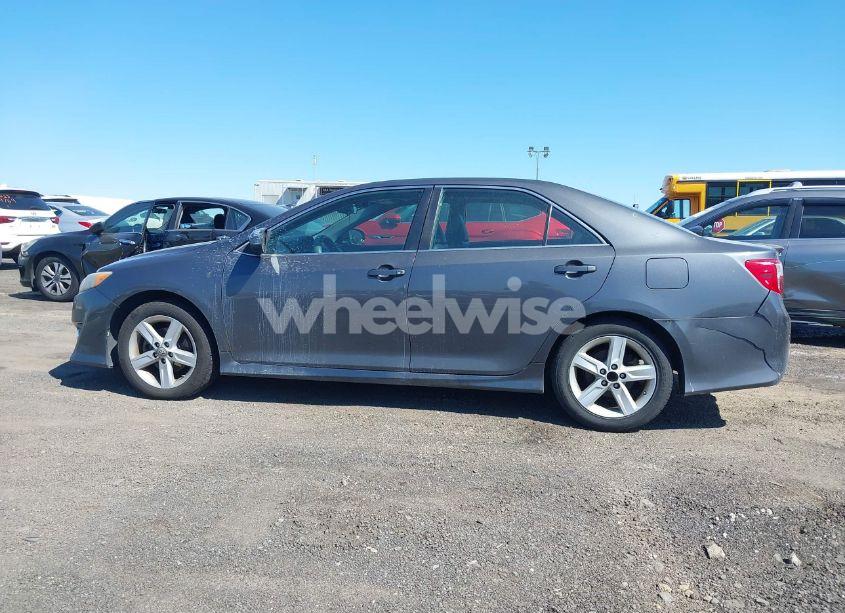 Photo 14 of 2012 Toyota Camry SE (VIN 4T1BF1FK8CU634297)