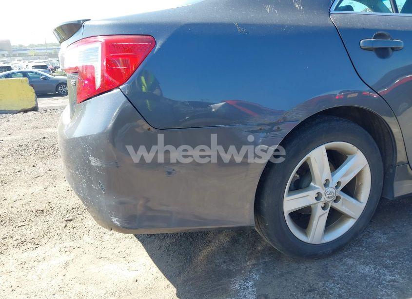 Photo 18 of 2012 Toyota Camry SE (VIN 4T1BF1FK8CU634297)