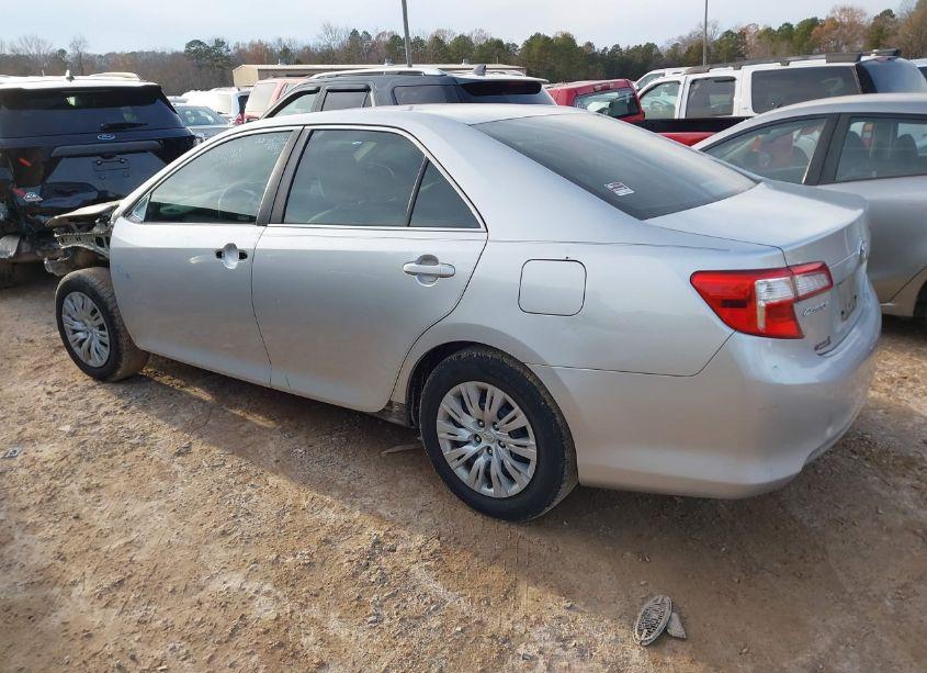 Photo 3 of 2012 Toyota Camry LE (VIN 4T1BF1FK8CU636275)