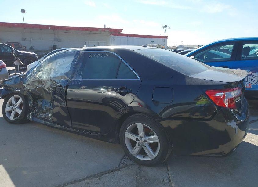 Photo 14 of 2013 Toyota Camry SE (VIN 4T1BF1FK8DU207770)