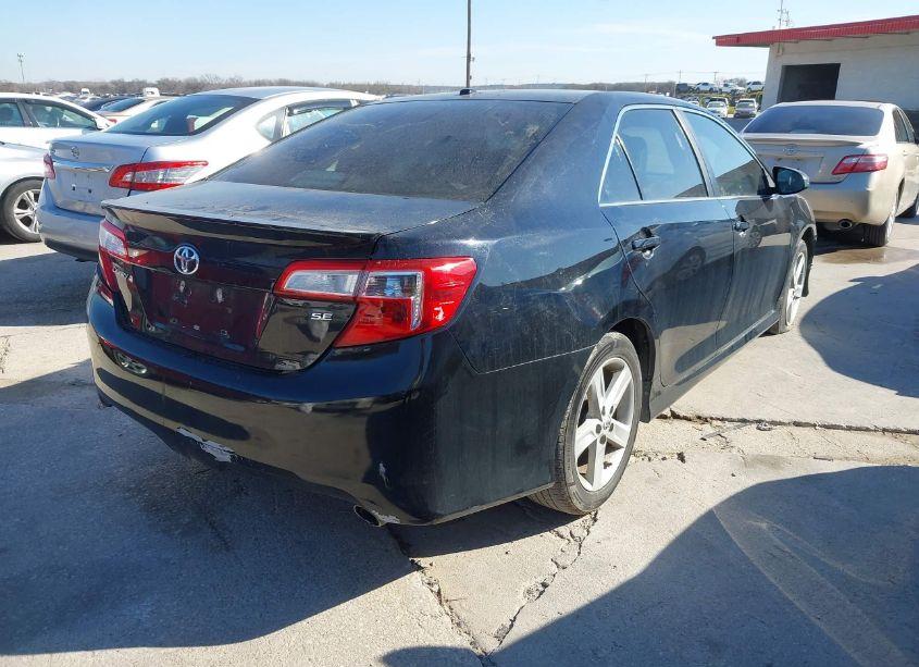 Photo 4 of 2013 Toyota Camry SE (VIN 4T1BF1FK8DU207770)