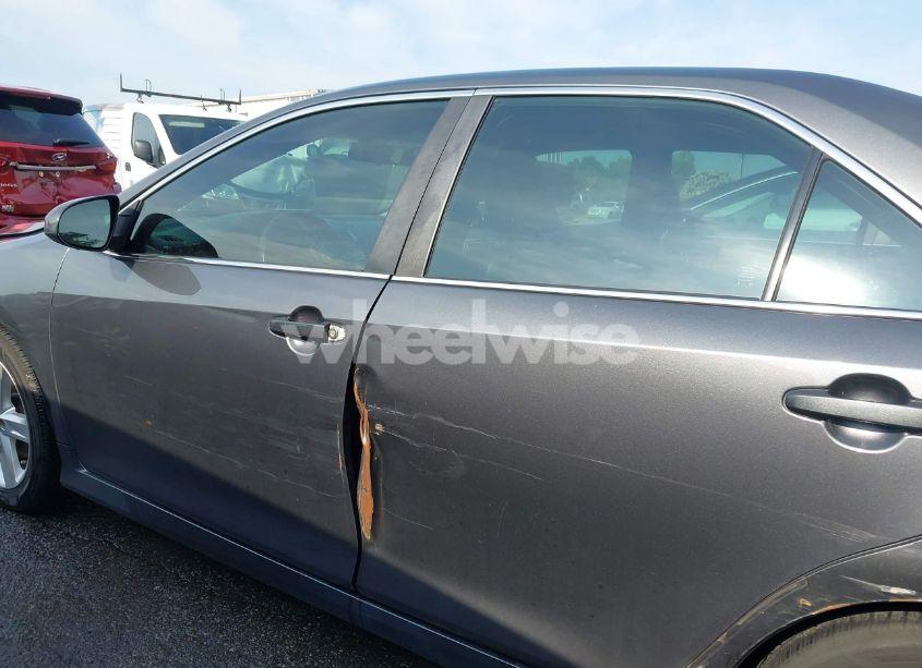 Photo 14 of 2013 Toyota Camry SE (VIN 4T1BF1FK8DU212158)