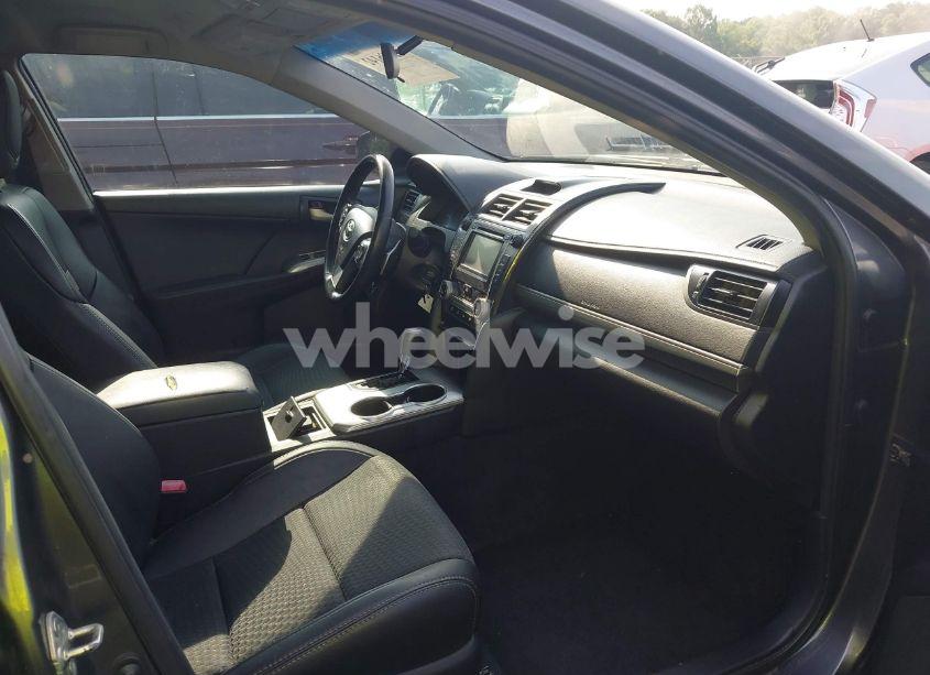 Photo 5 of 2013 Toyota Camry SE (VIN 4T1BF1FK8DU212158)