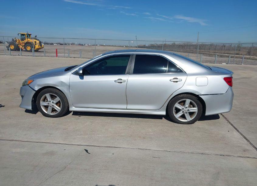 Photo 14 of 2013 Toyota Camry SE (VIN 4T1BF1FK8DU213603)