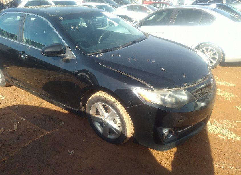 2013 Toyota Camry SE (VIN 4T1BF1FK8DU223533) main photo